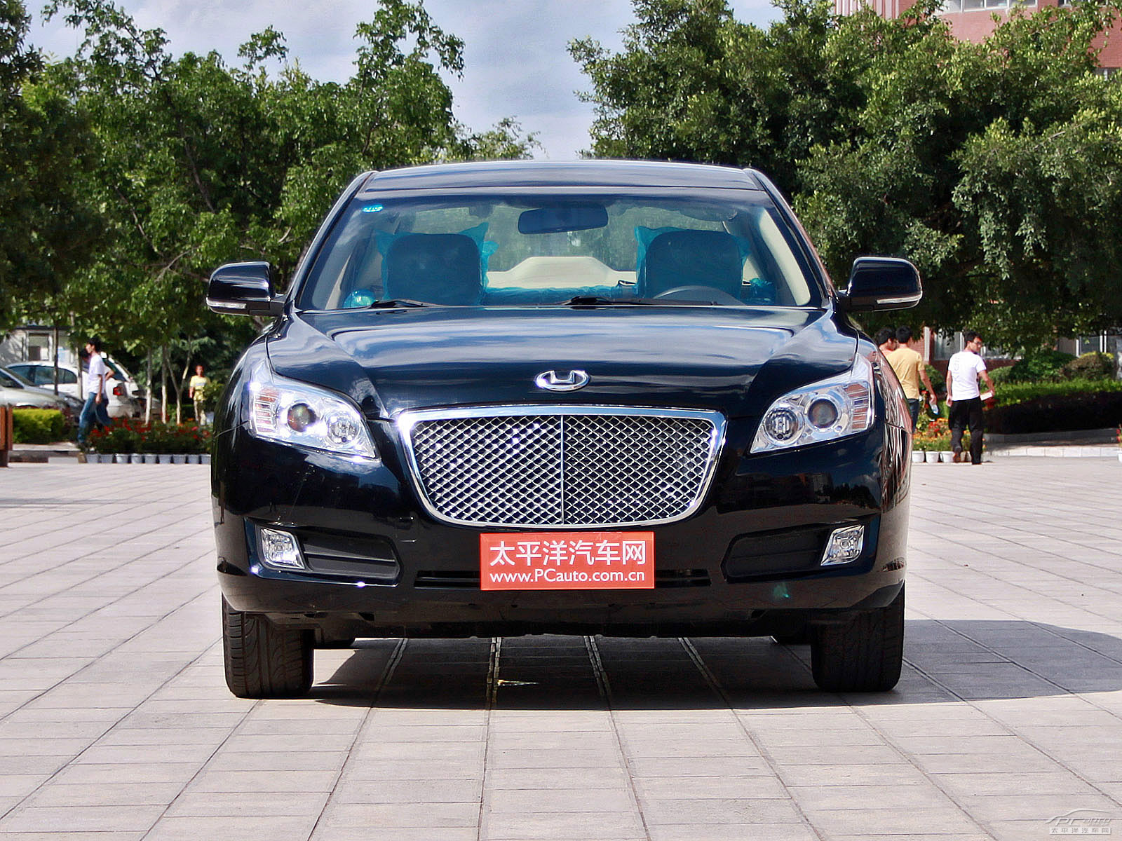 華泰B11外觀高清大圖