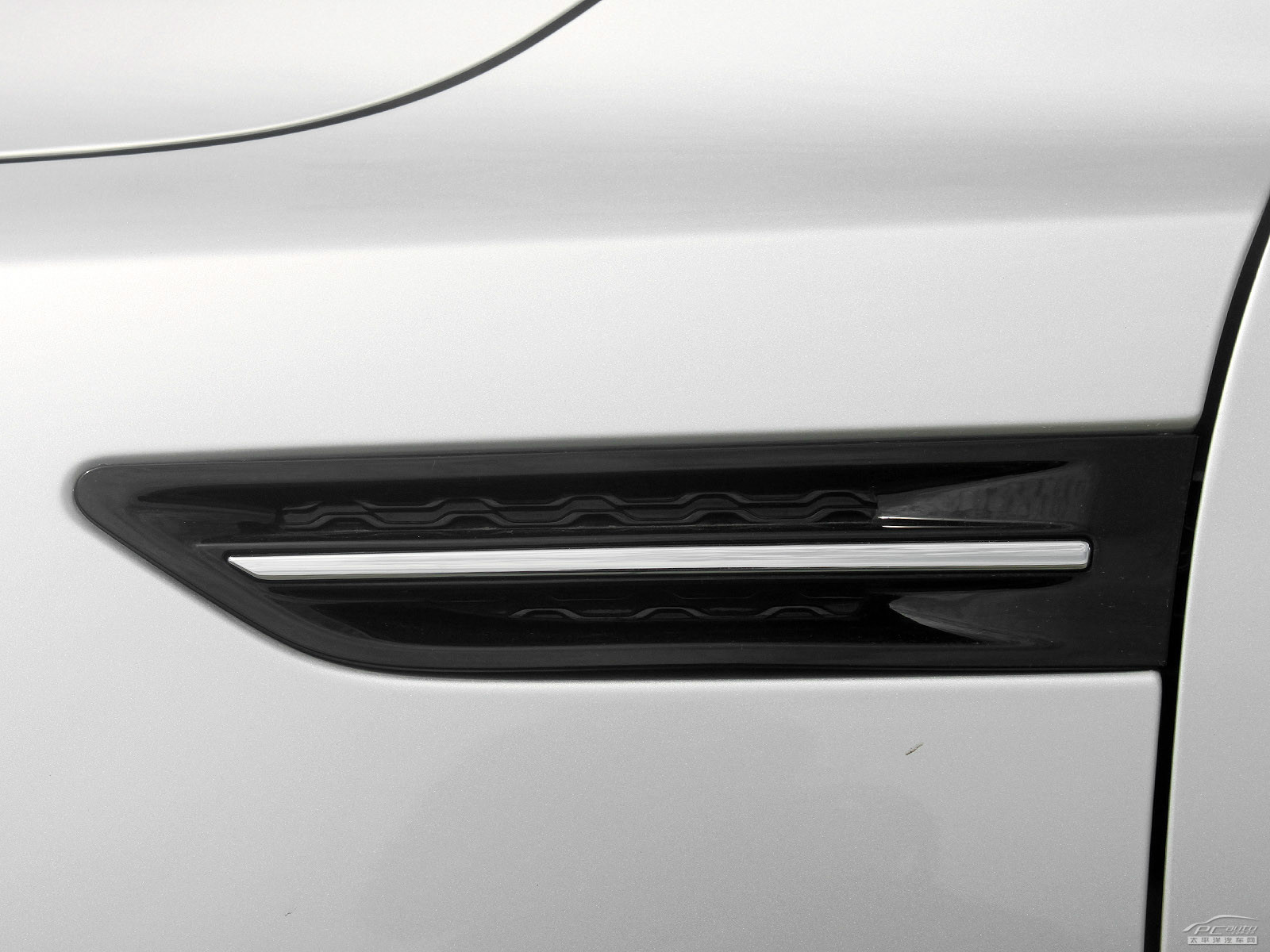 起亞K5凱酷外觀高清大圖