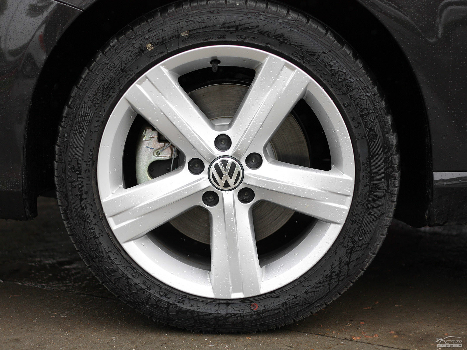 邁騰外觀高清大圖