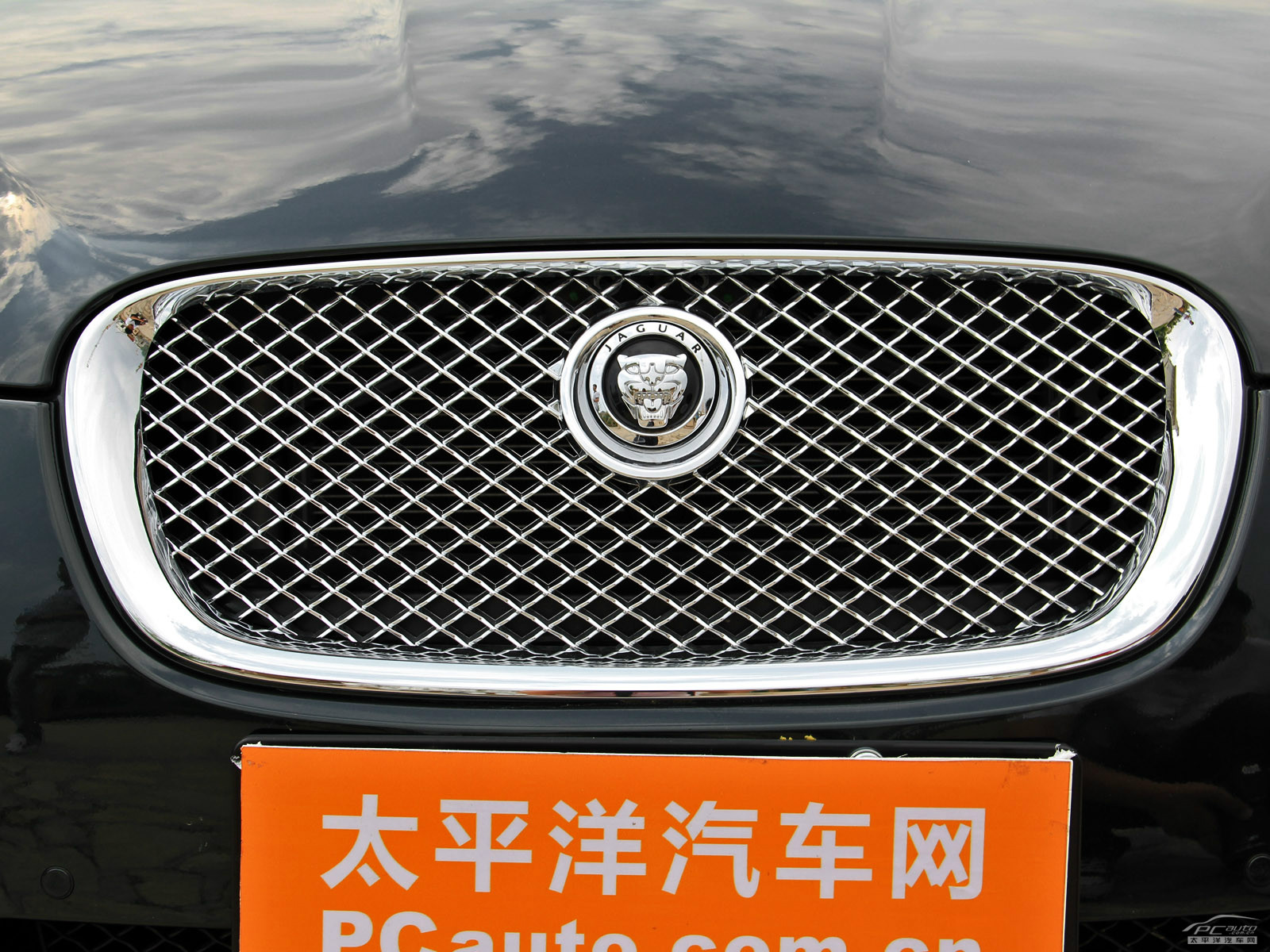 捷豹XF(進(jìn)口)外觀高清大圖