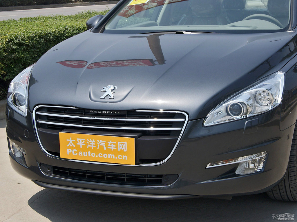 鎢金灰標(biāo)致508車頭外觀圖片