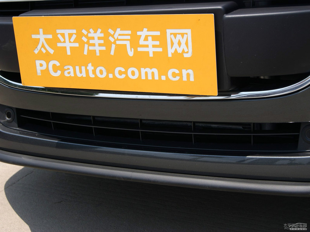 鎢金灰標(biāo)致508車頭外觀圖片