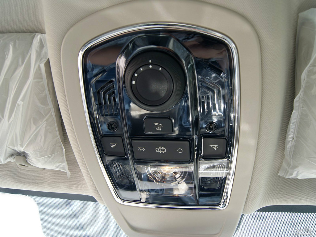 鎢金灰標(biāo)致508車廂內(nèi)飾圖片