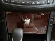 2011款 2.5L Royal 真皮天窗特別版 2011款 2.5L Royal 真皮天窗特別版
