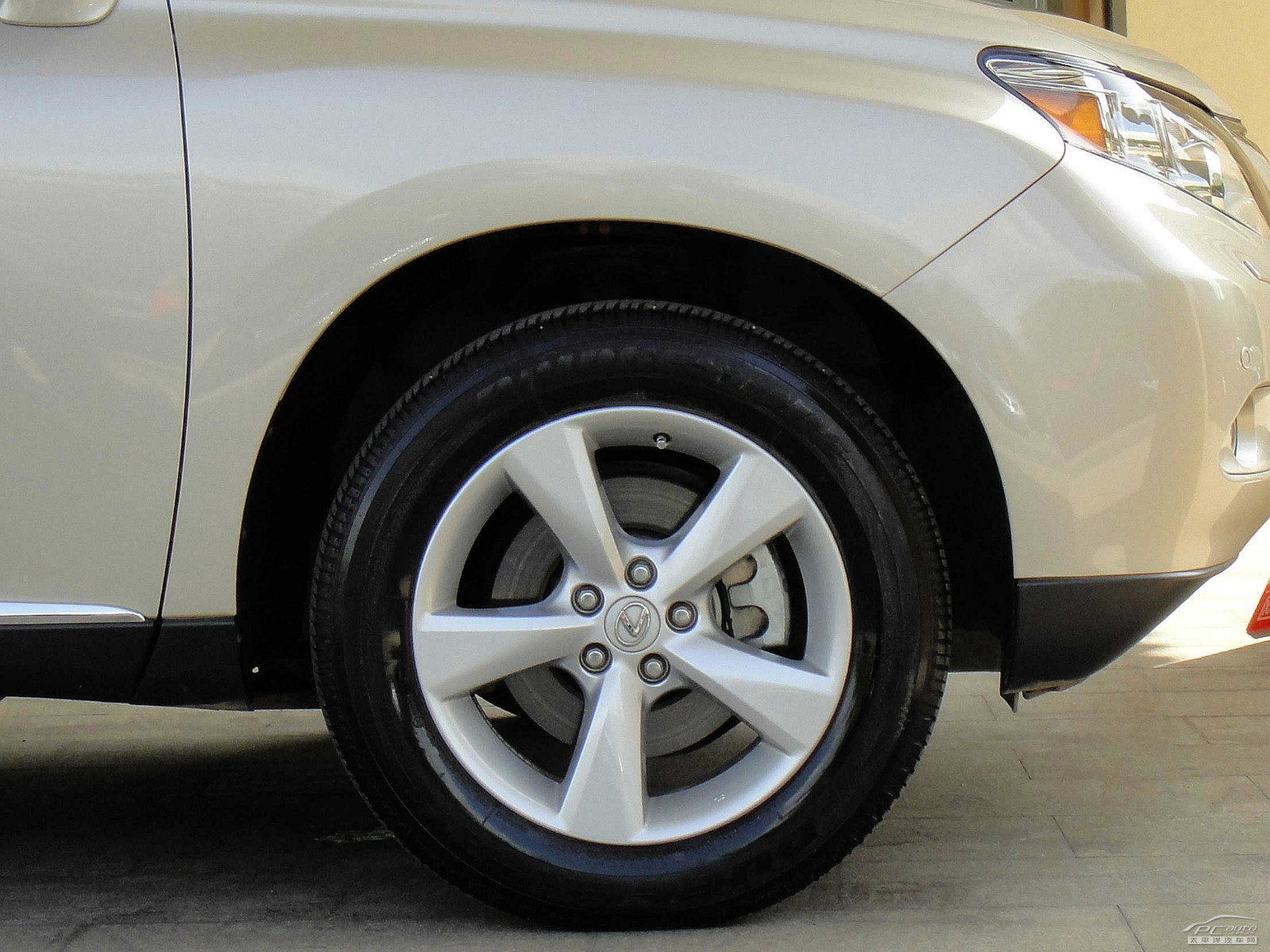 雷克薩斯RX外觀高清大圖