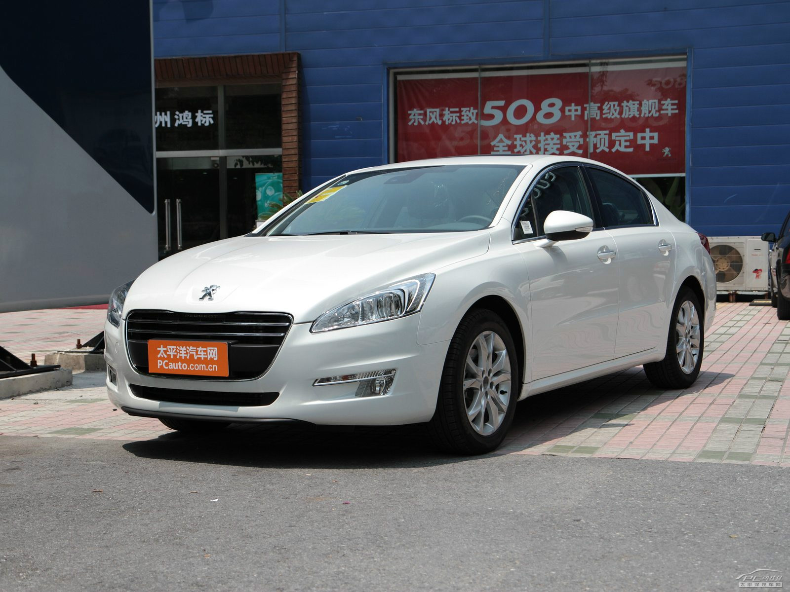 標(biāo)致508外觀高清大圖