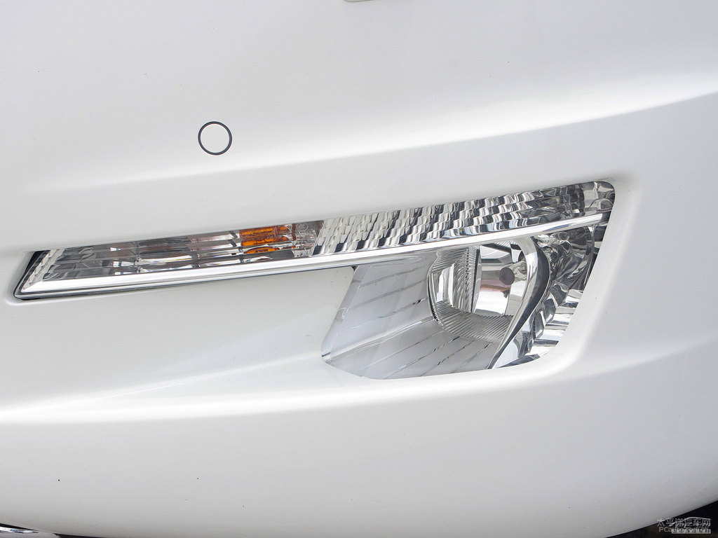 珠光白標(biāo)致508車頭外觀圖片