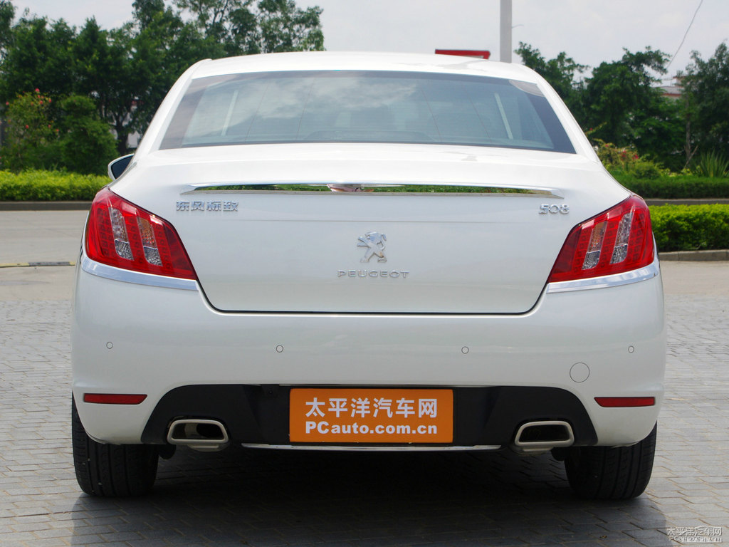 珠光白標(biāo)致508整車(chē)外觀外觀圖片