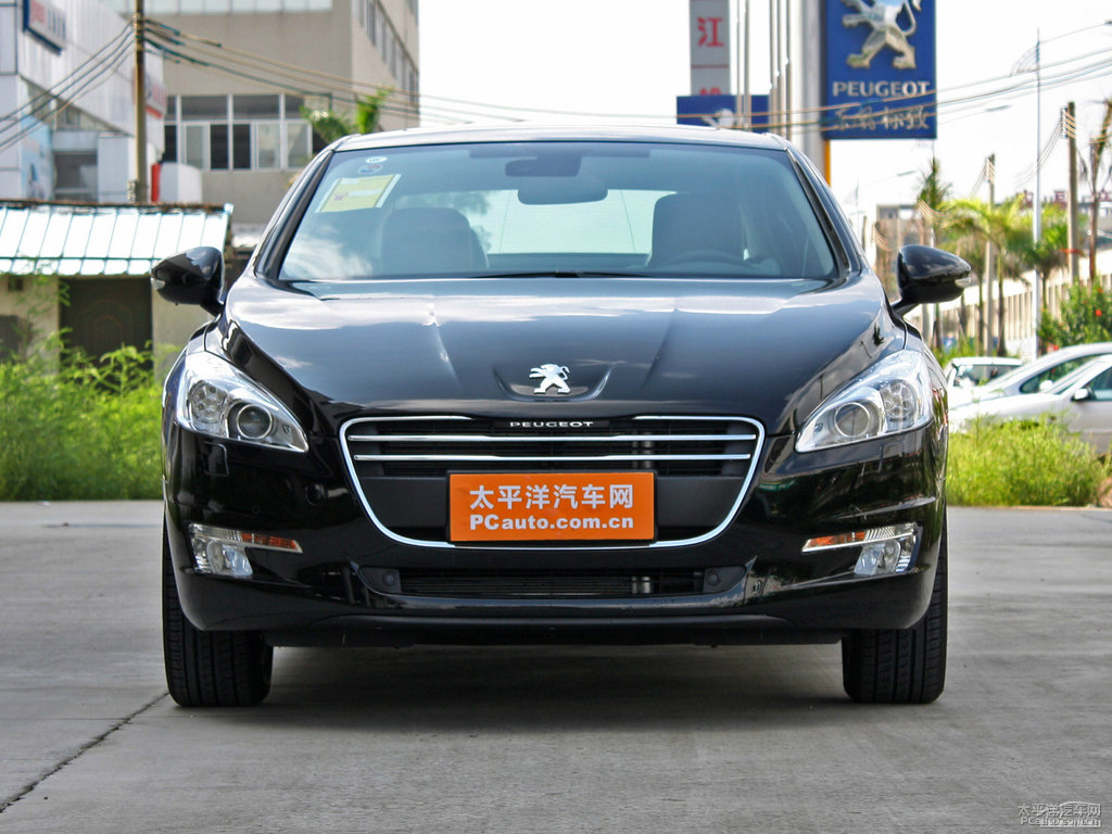 碳晶黑標(biāo)致508整車外觀外觀圖片