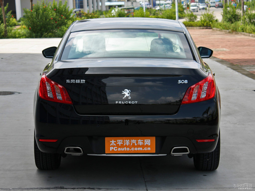 碳晶黑標(biāo)致508整車外觀外觀圖片