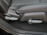 2011款 2.7L 豪華導(dǎo)航版 2011款 2.7L 豪華導(dǎo)航版