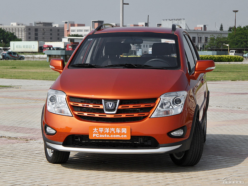長(zhǎng)安CX20外觀高清大圖