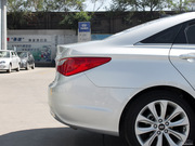 2011款 2.0L LUX 自動 至尊版 2011款 2.0L LUX 自動 至尊版