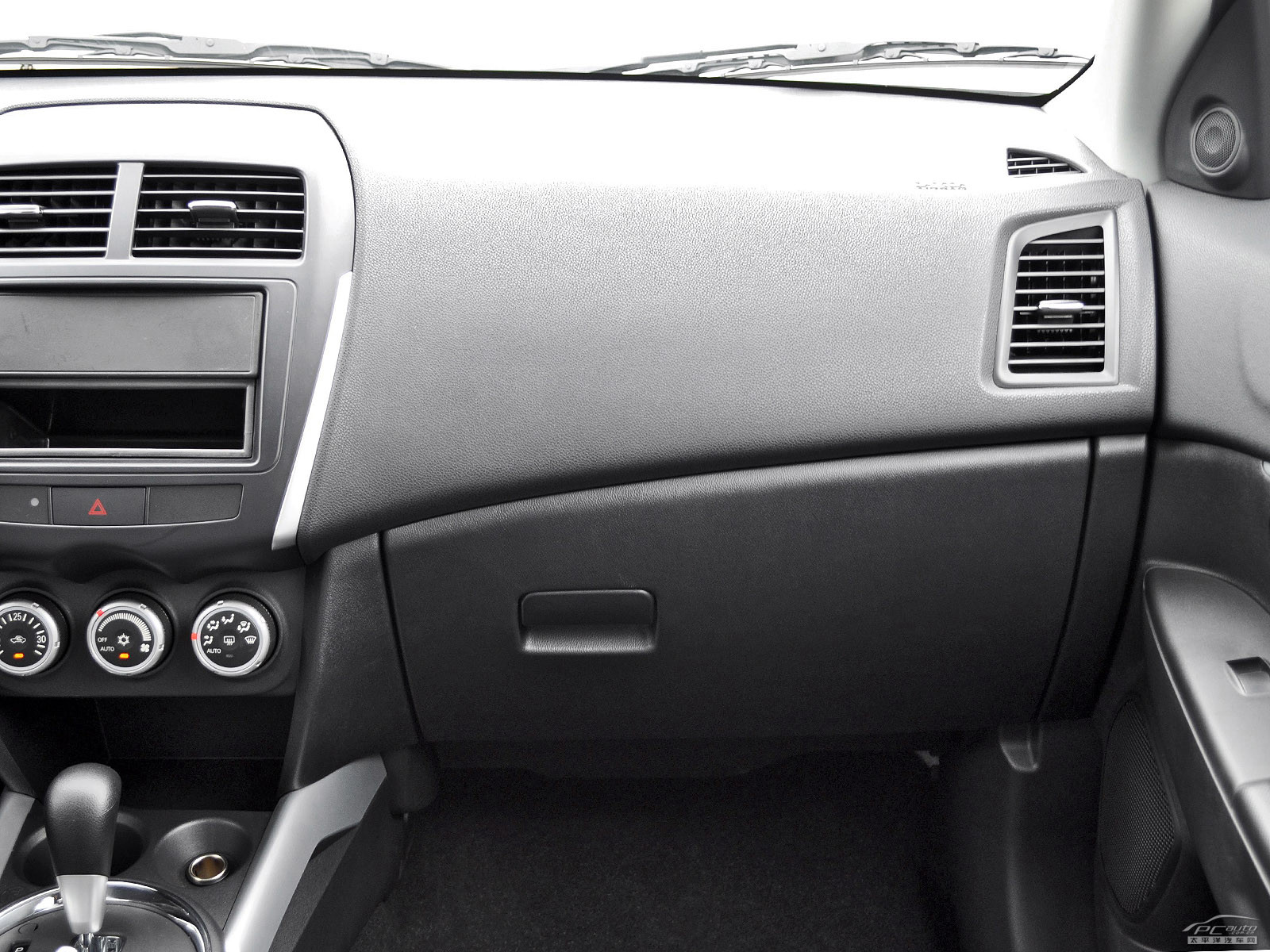 ASX勁炫(海外)內(nèi)飾高清大圖