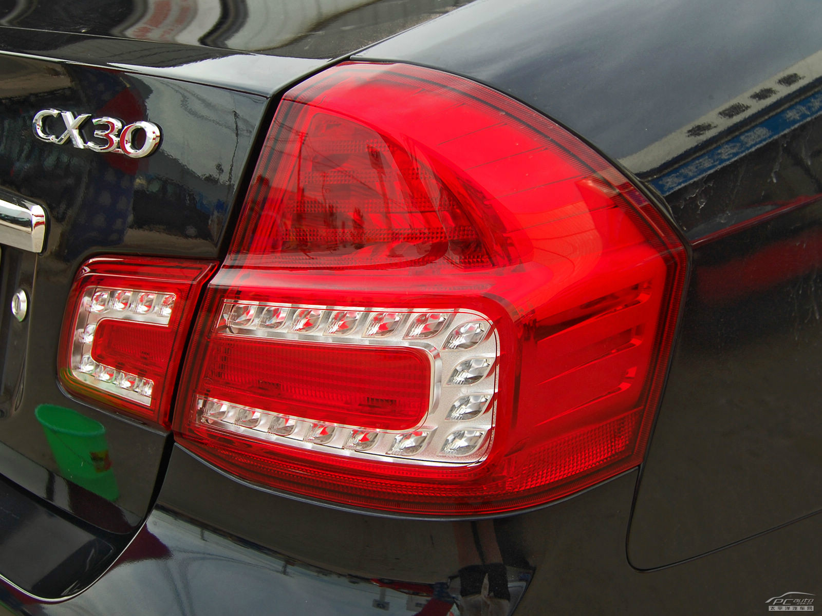 長(zhǎng)安CX30外觀高清大圖