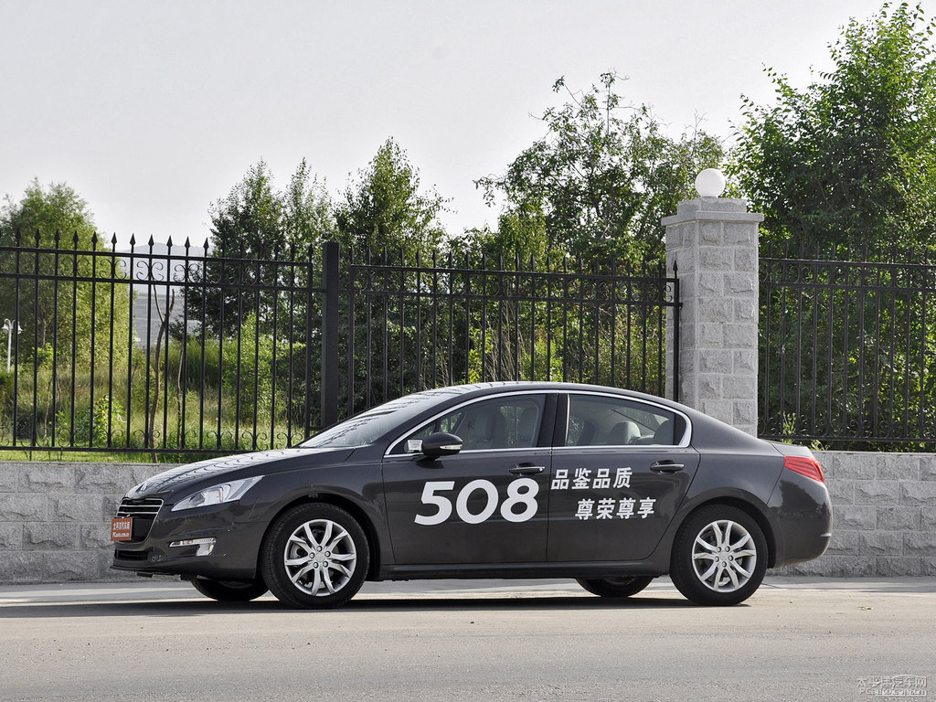 鎢金灰標(biāo)致508整車外觀外觀圖片