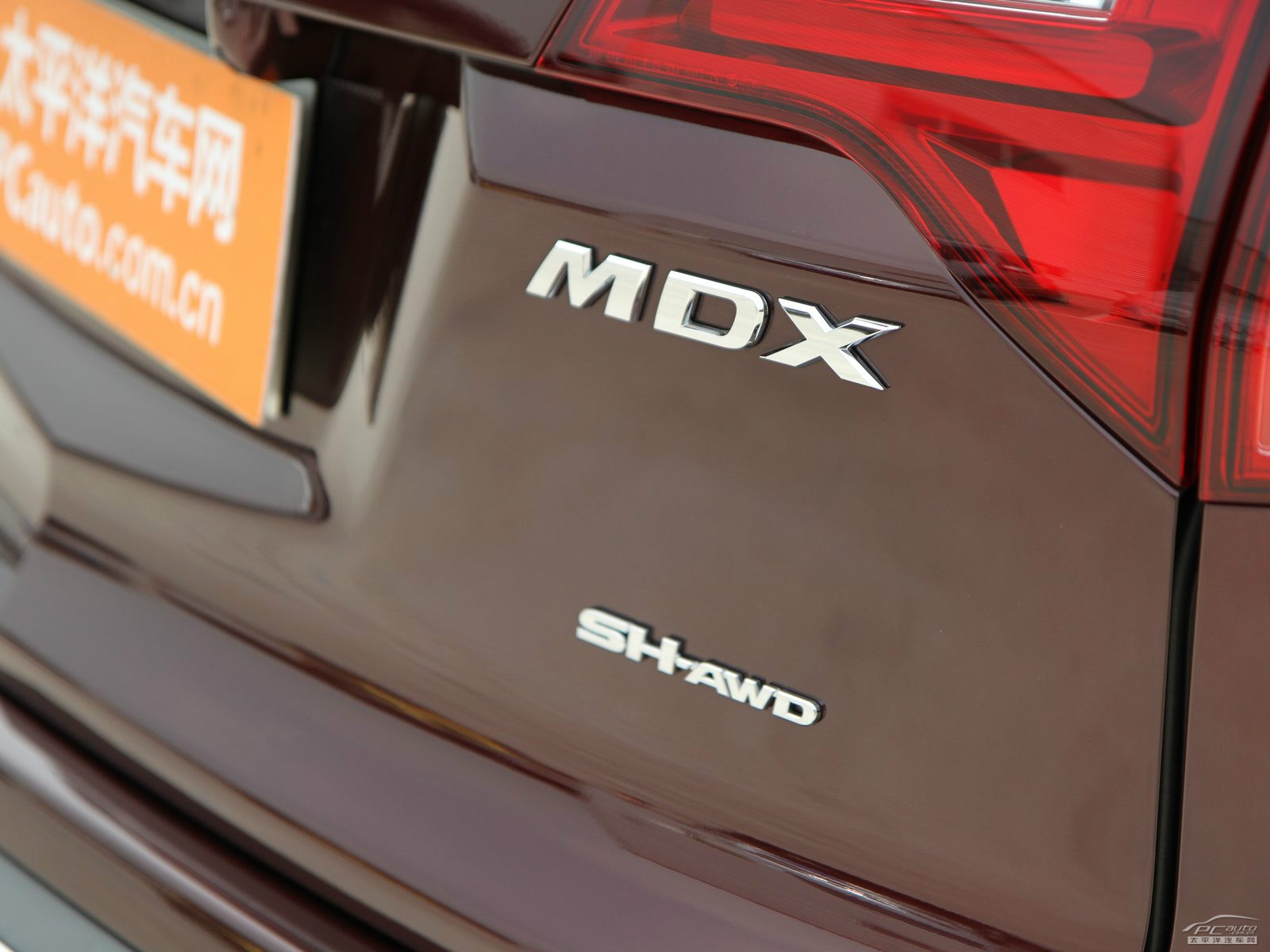謳歌MDX外觀高清大圖