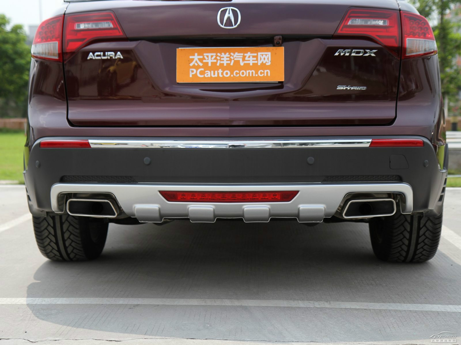 謳歌MDX外觀高清大圖