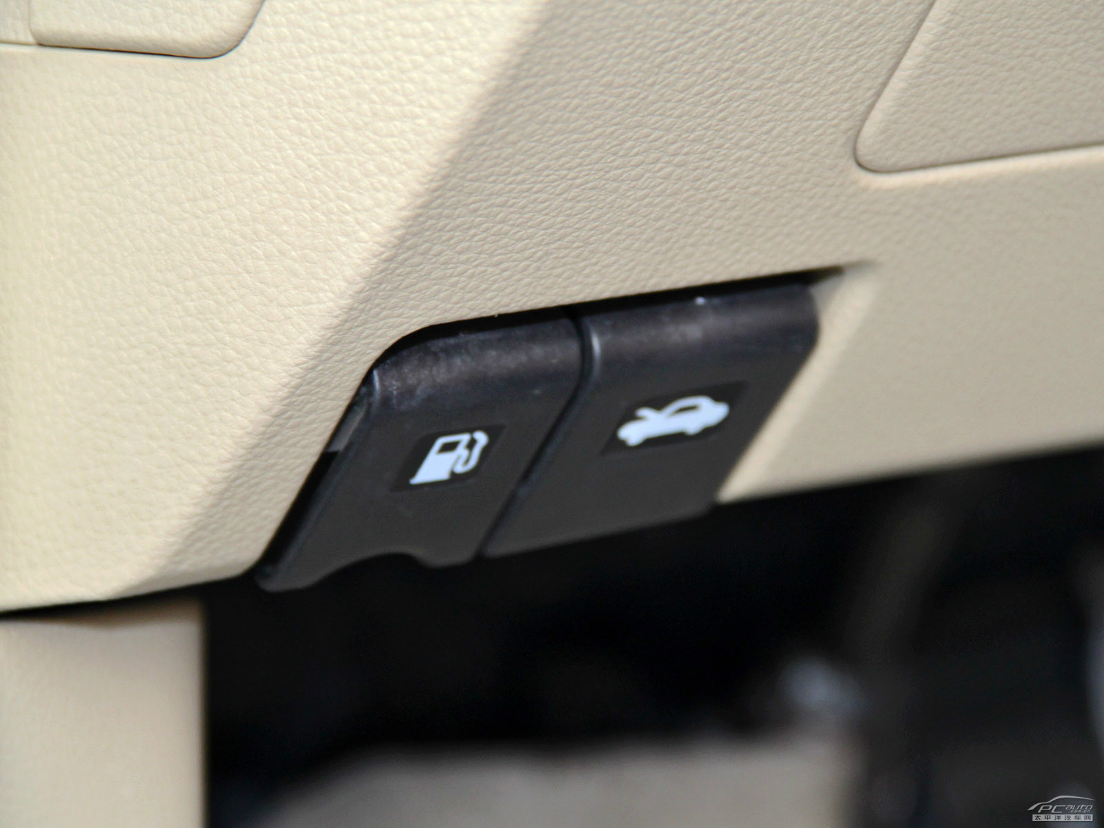 驪威內(nèi)飾高清大圖