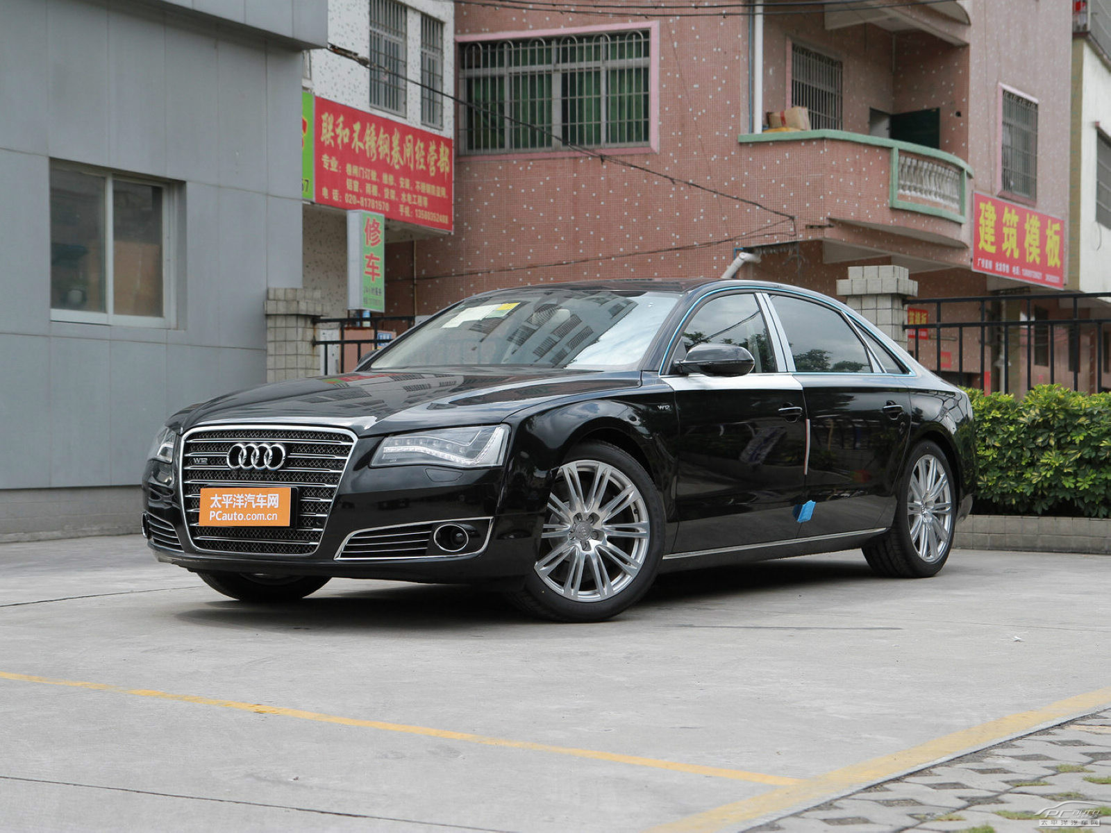 奥迪a8l 2011款 6.3 fsi w12 quattro