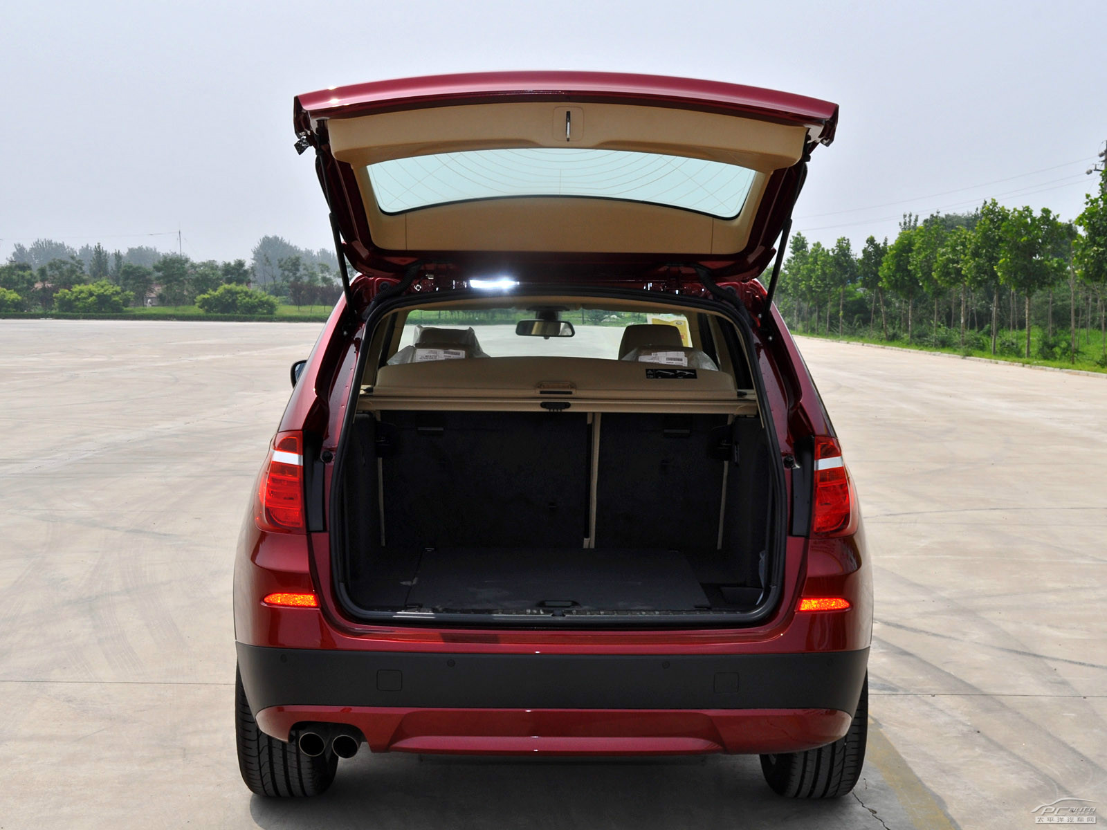 寶馬X3(進(jìn)口)空間高清大圖