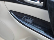 2011款 2.0L 自動(dòng)超豪華型