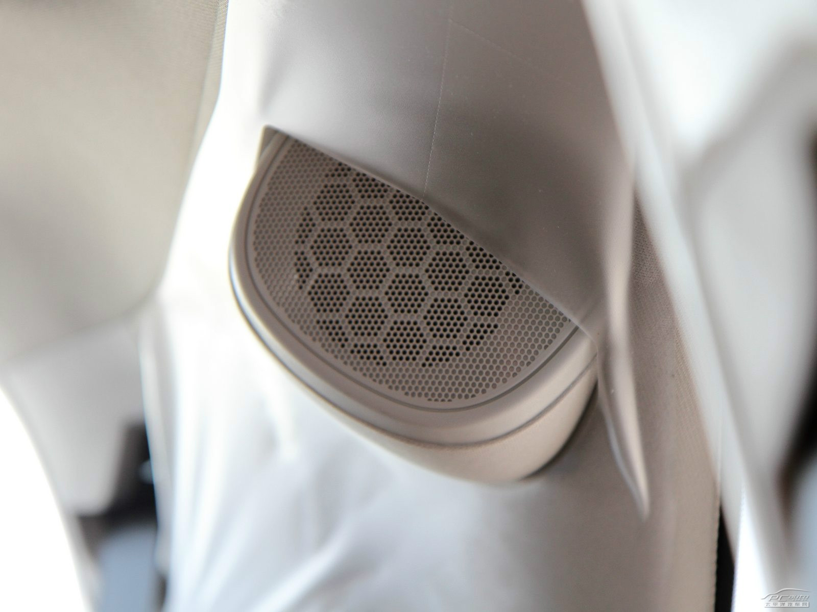 謳歌MDX內(nèi)飾高清大圖