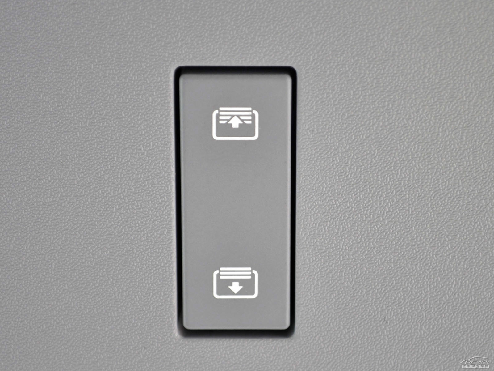 賽飛利內(nèi)飾高清大圖