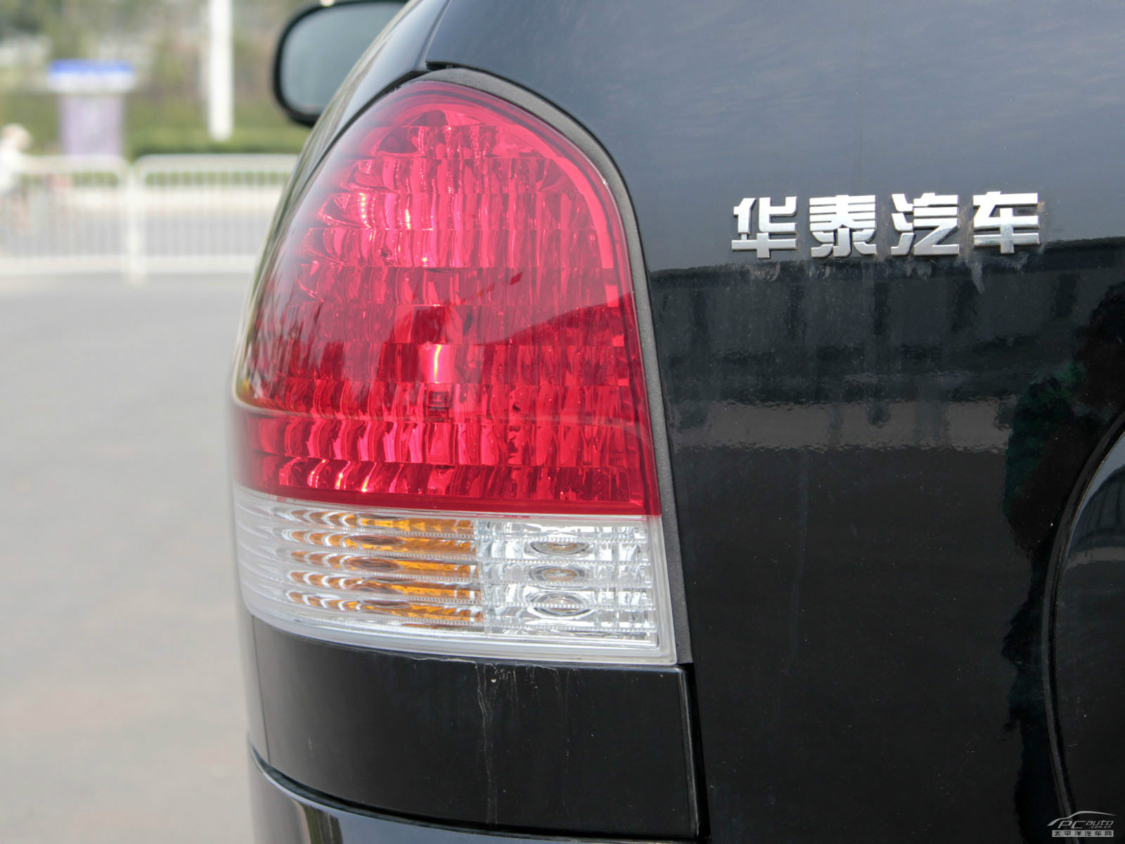 經(jīng)典圣達(dá)菲外觀高清大圖