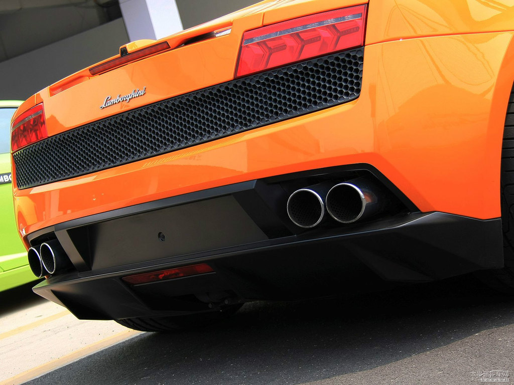 ɫwGallardo܇β^DƬ