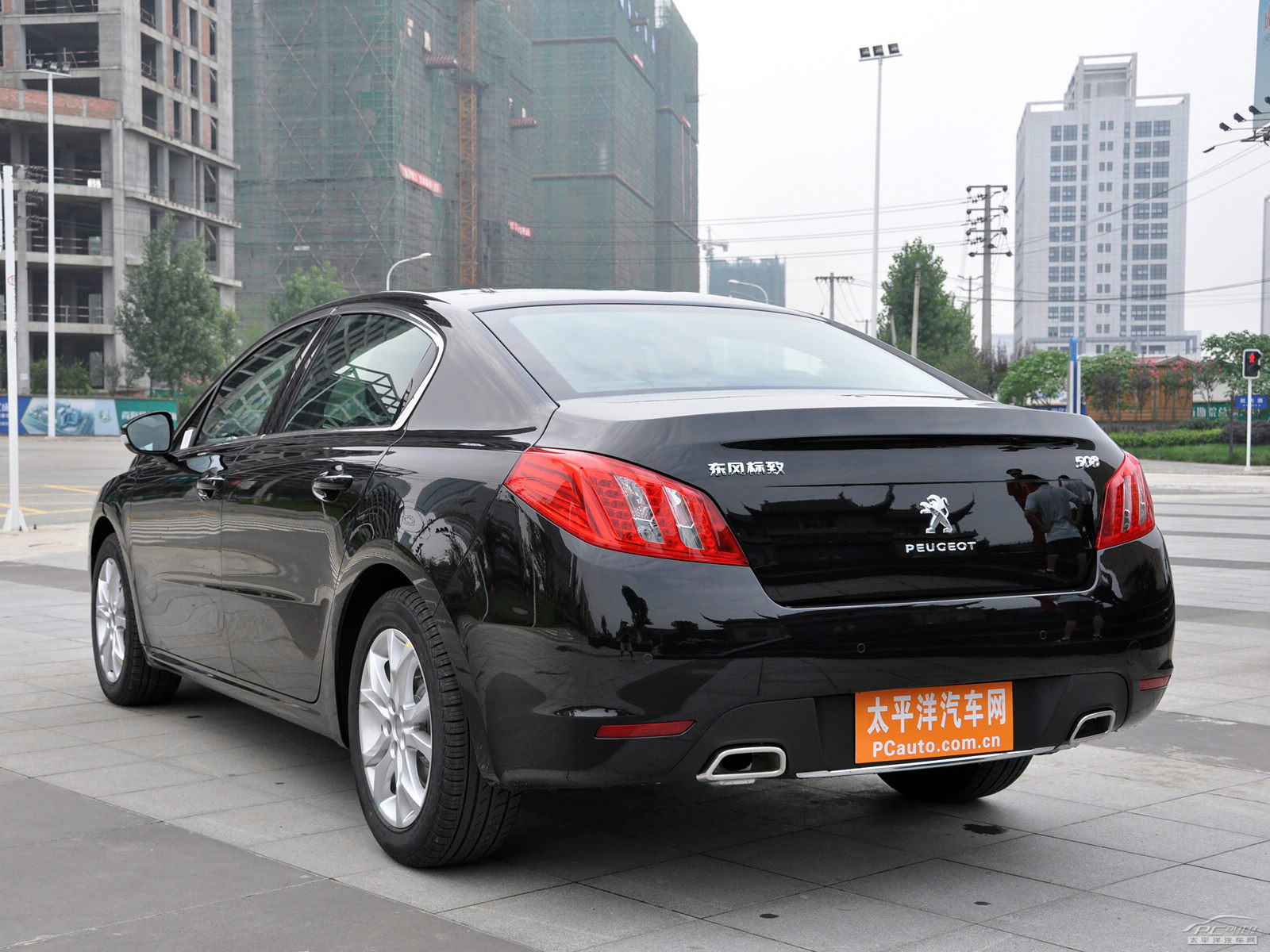 標(biāo)致508外觀高清大圖