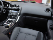 2011款 1.6T 豪華型 2011款 1.6T 豪華型
