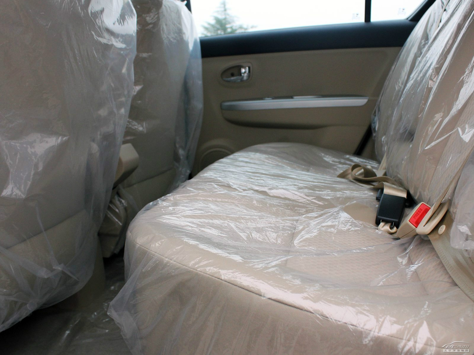 長(zhǎng)城C30外觀高清大圖