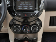 2011款 1.3L 手動(dòng) 藍(lán)白雙色無(wú)敵型 2011款 1.3L 手動(dòng) 藍(lán)白雙色無(wú)敵型