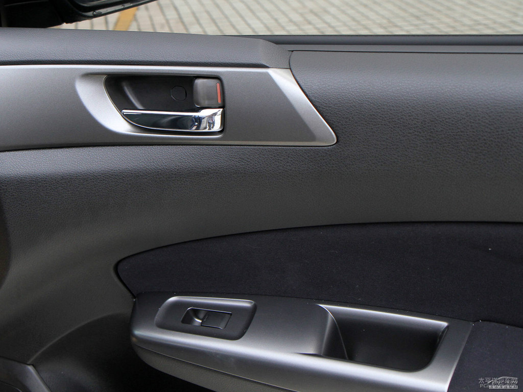 珠光海洋藍(lán)森林人內(nèi)飾圖片