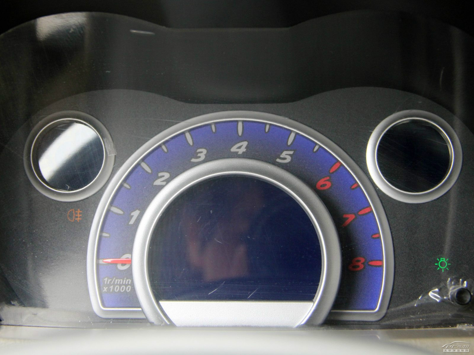 力帆320內飾高清大圖