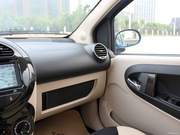 2011款 1.3L 手動(dòng) 藍(lán)白雙色無(wú)敵型 2011款 1.3L 手動(dòng) 藍(lán)白雙色無(wú)敵型