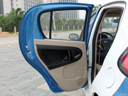 2011款 1.3L 手動(dòng) 藍(lán)白雙色無(wú)敵型 2011款 1.3L 手動(dòng) 藍(lán)白雙色無(wú)敵型