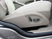 2011款 3.0 T6 AWD 智尊版 2011款 3.0 T6 AWD 智尊版