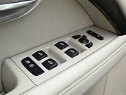 2011款 3.0 T6 AWD 智尊版 2011款 3.0 T6 AWD 智尊版