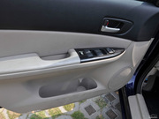 2011款 2.0L 自動超豪華型