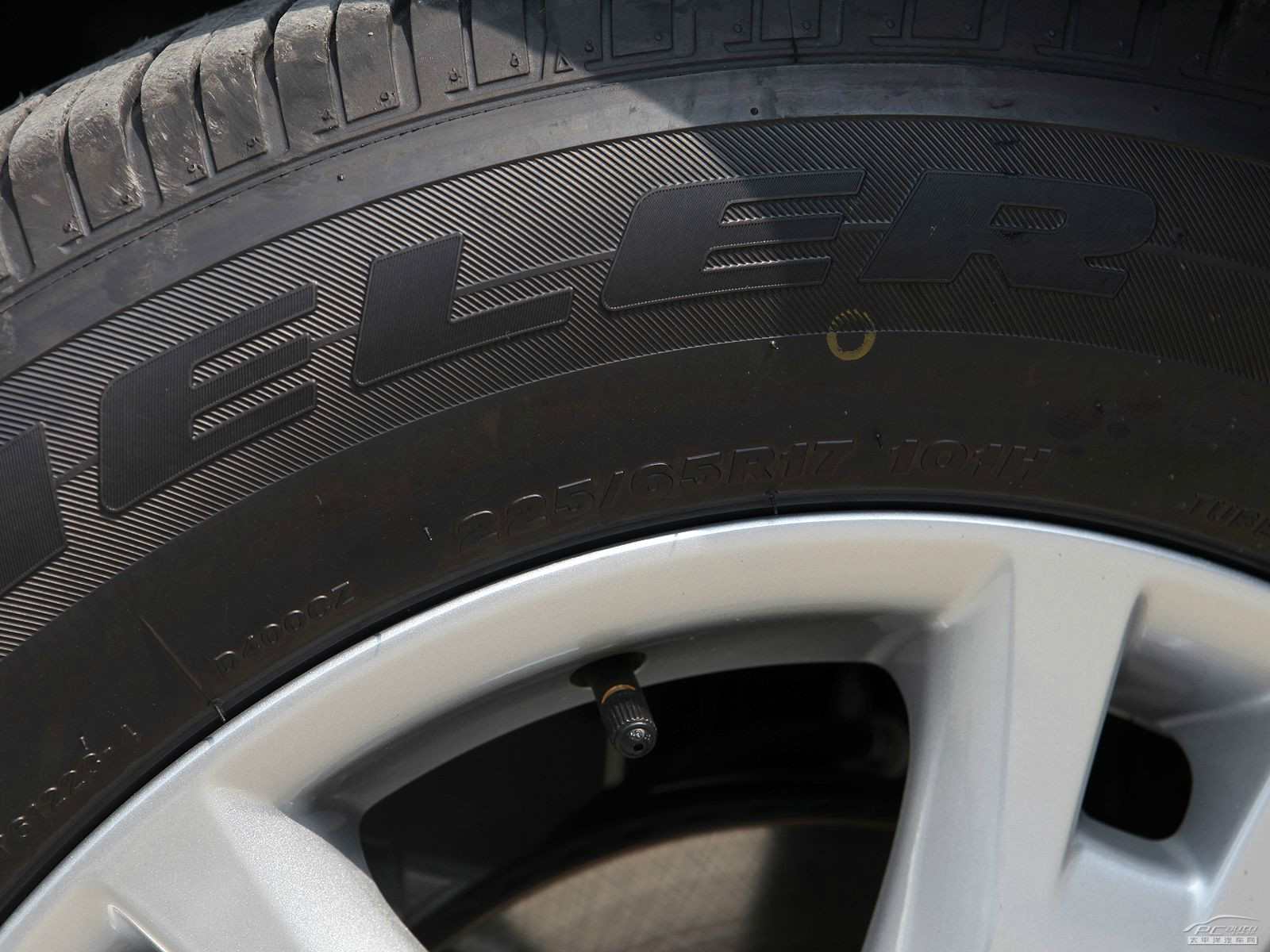 RAV4榮放細(xì)節(jié)高清大圖