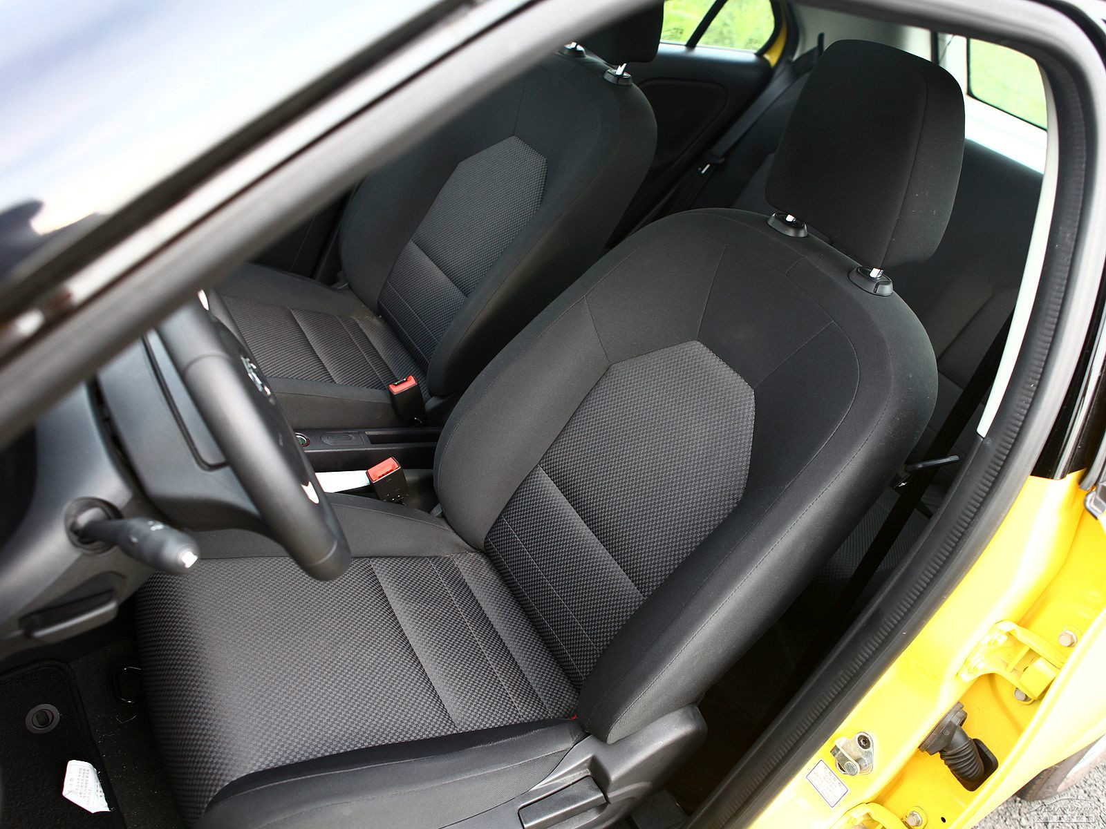 名爵3內(nèi)飾高清大圖