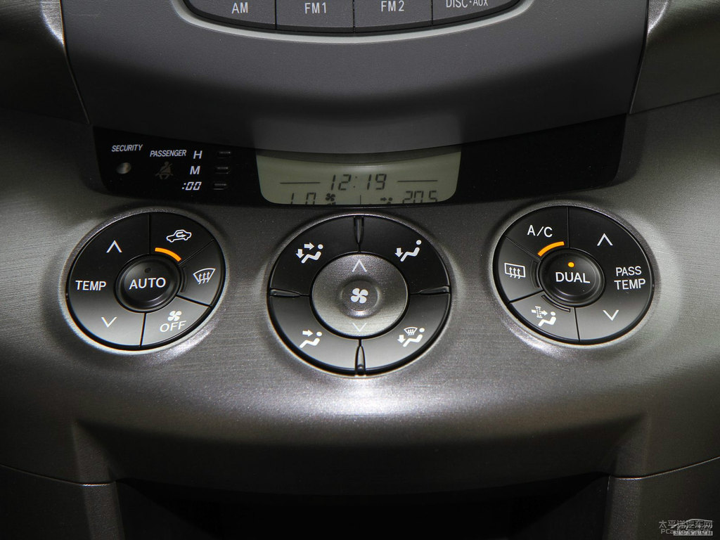 黑云母色RAV4榮放內(nèi)飾圖片
