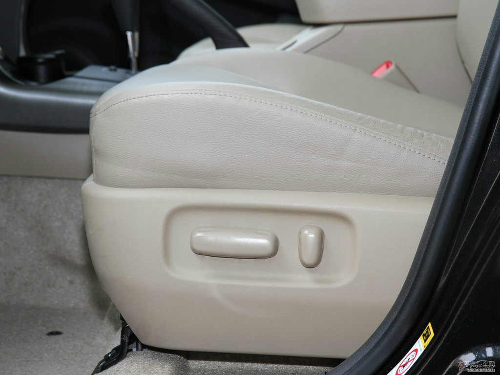 黑云母色RAV4榮放內(nèi)飾圖片