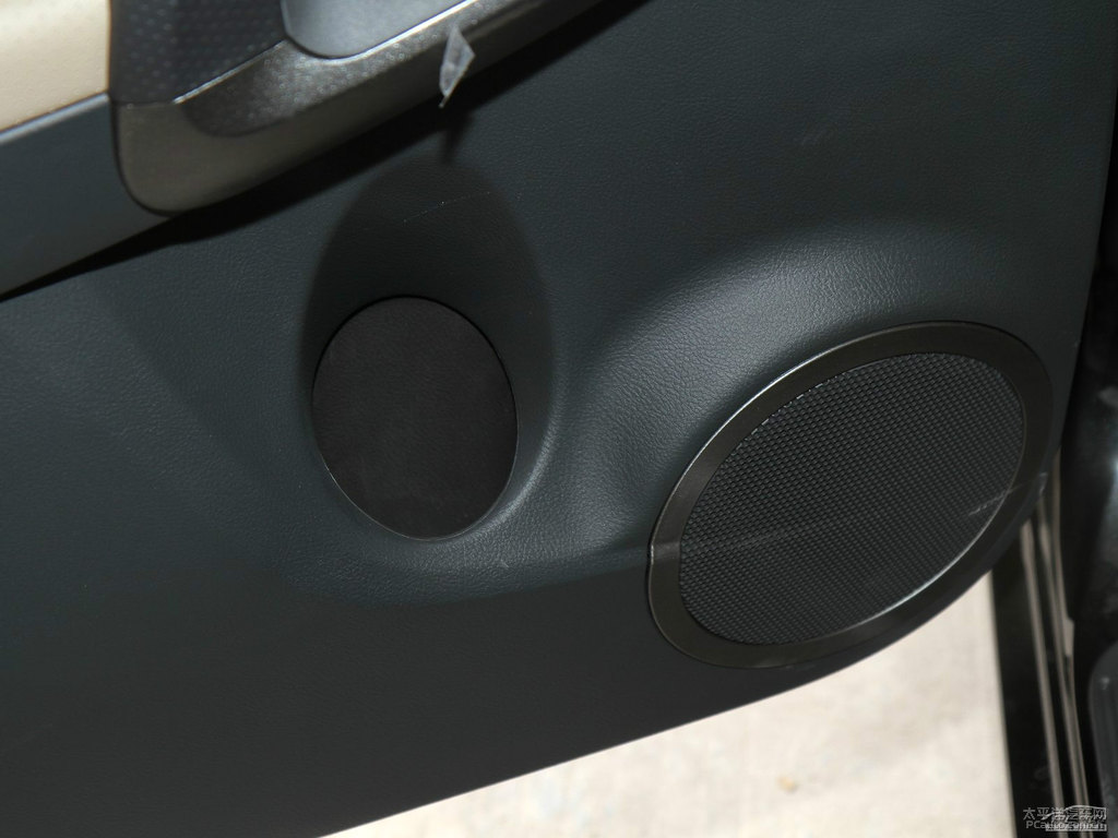 黑云母色RAV4榮放內(nèi)飾圖片