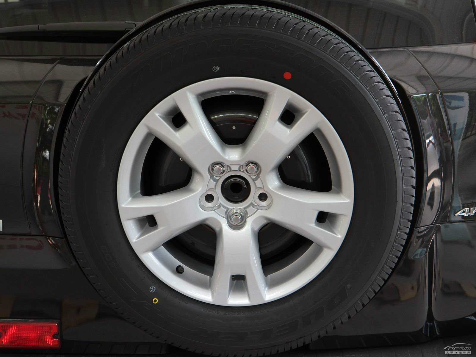 RAV4榮放細(xì)節(jié)高清大圖