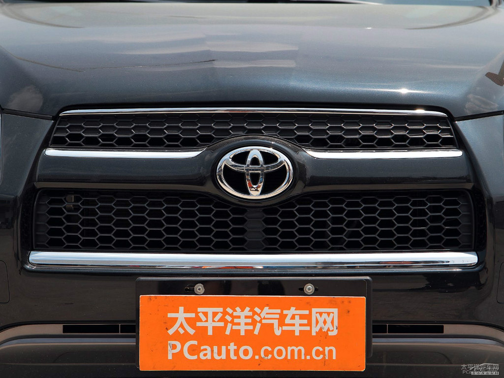 黑云母色RAV4榮放外觀圖片