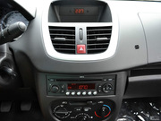 2011  1.4L ք(dng) S(l)