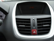 2011  1.4L ք(dng) S(l)